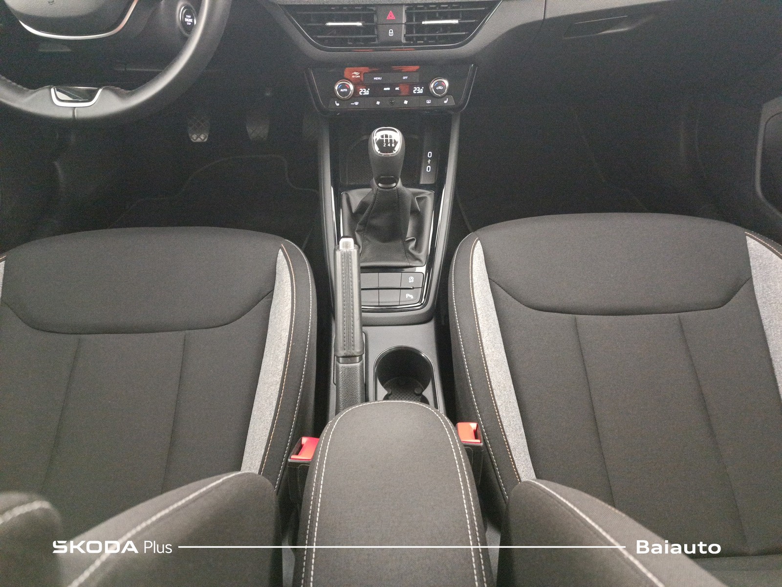 14 - Skoda Kamiq 1.5 tsi act 150cv 130 edition