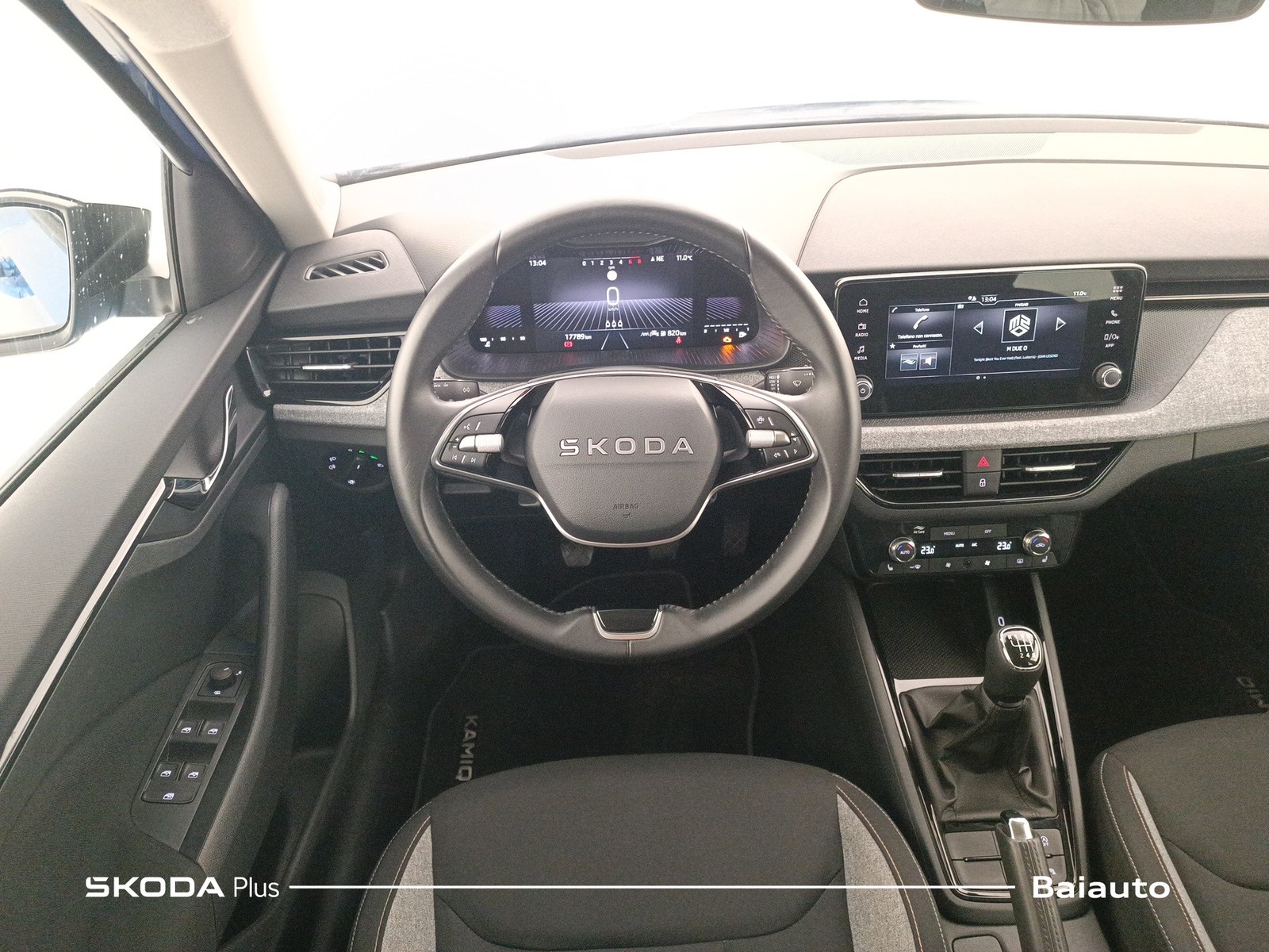 8 - Skoda Kamiq 1.5 tsi act 150cv 130 edition