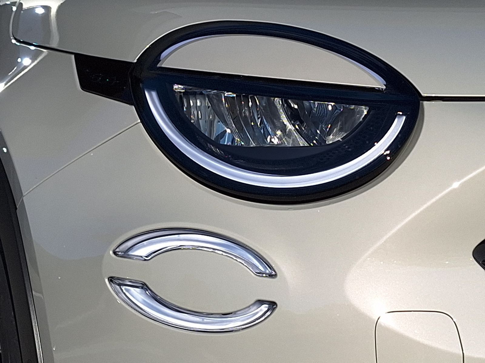 14 - Fiat 600 1.2 hybrid 110cv la prima ii edct