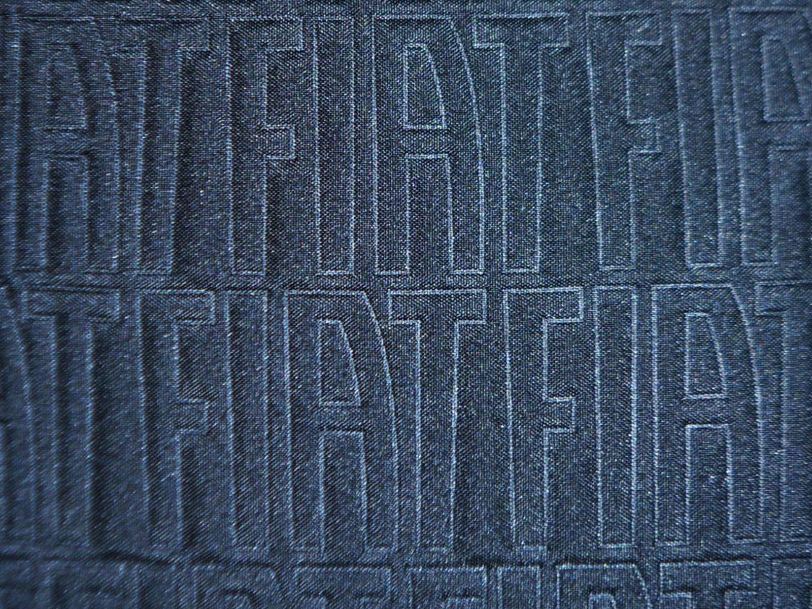 6 - Fiat 500 500e 42 kwh entry pack tech