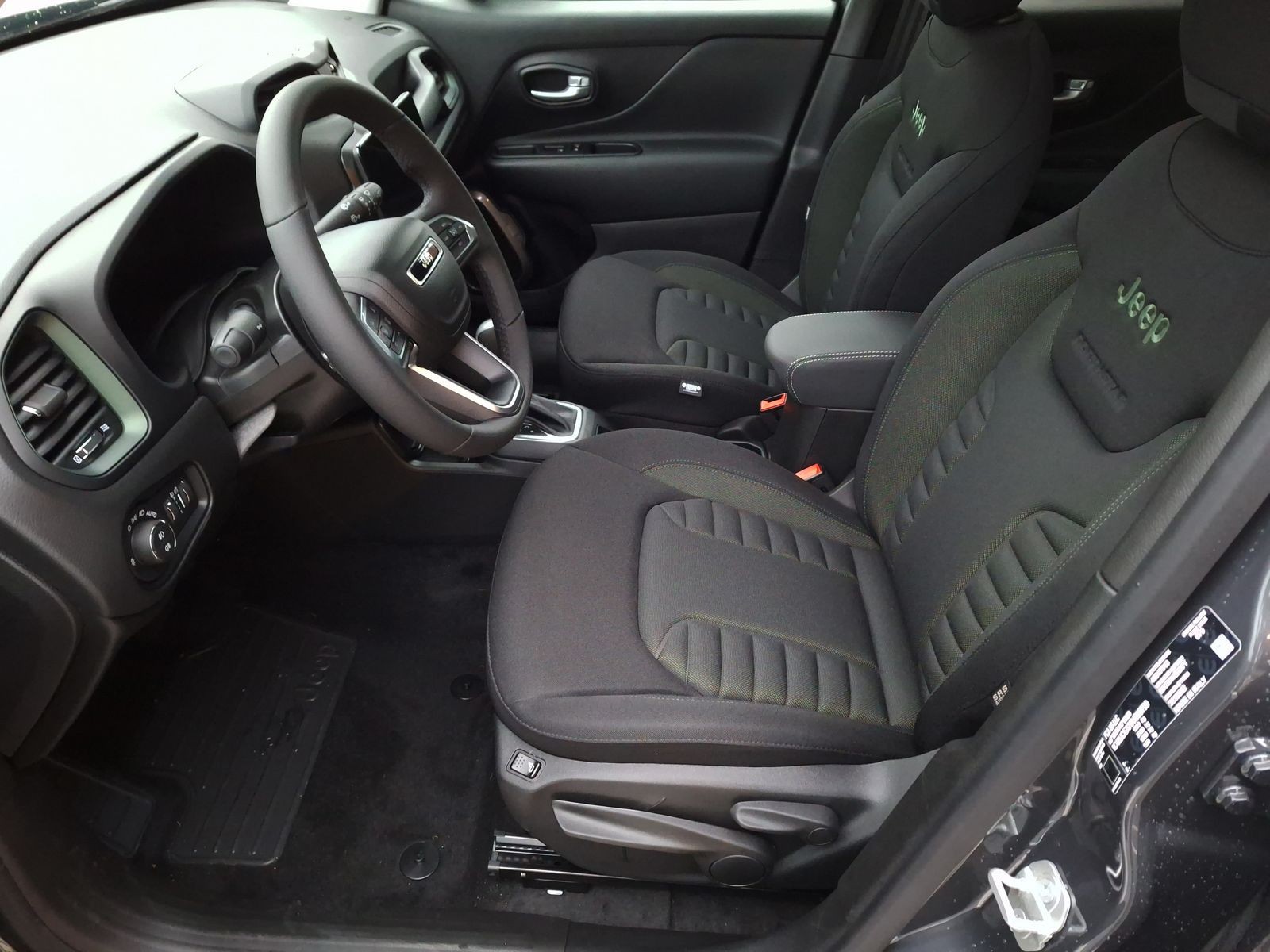 12 - Jeep Renegade 1.5 turbo t4 mhev north star 2wd dct