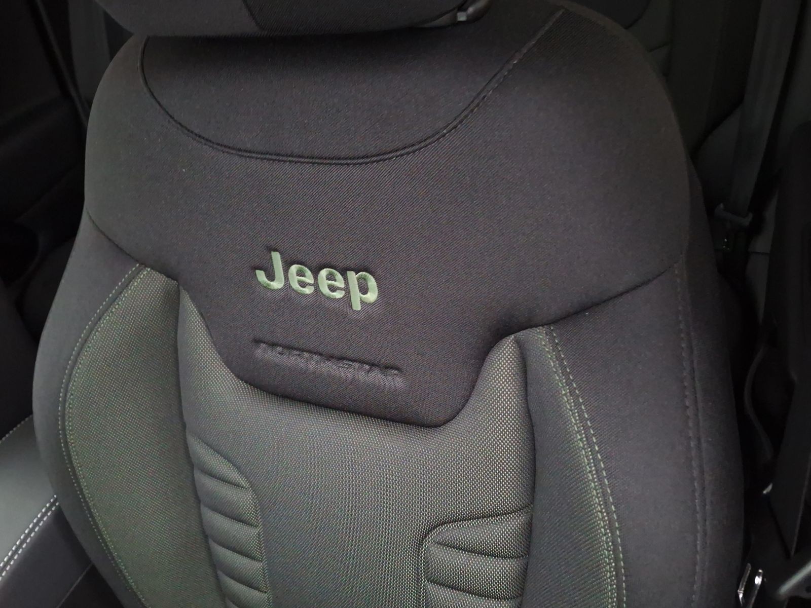 22 - Jeep Renegade 1.5 turbo t4 mhev north star 2wd dct