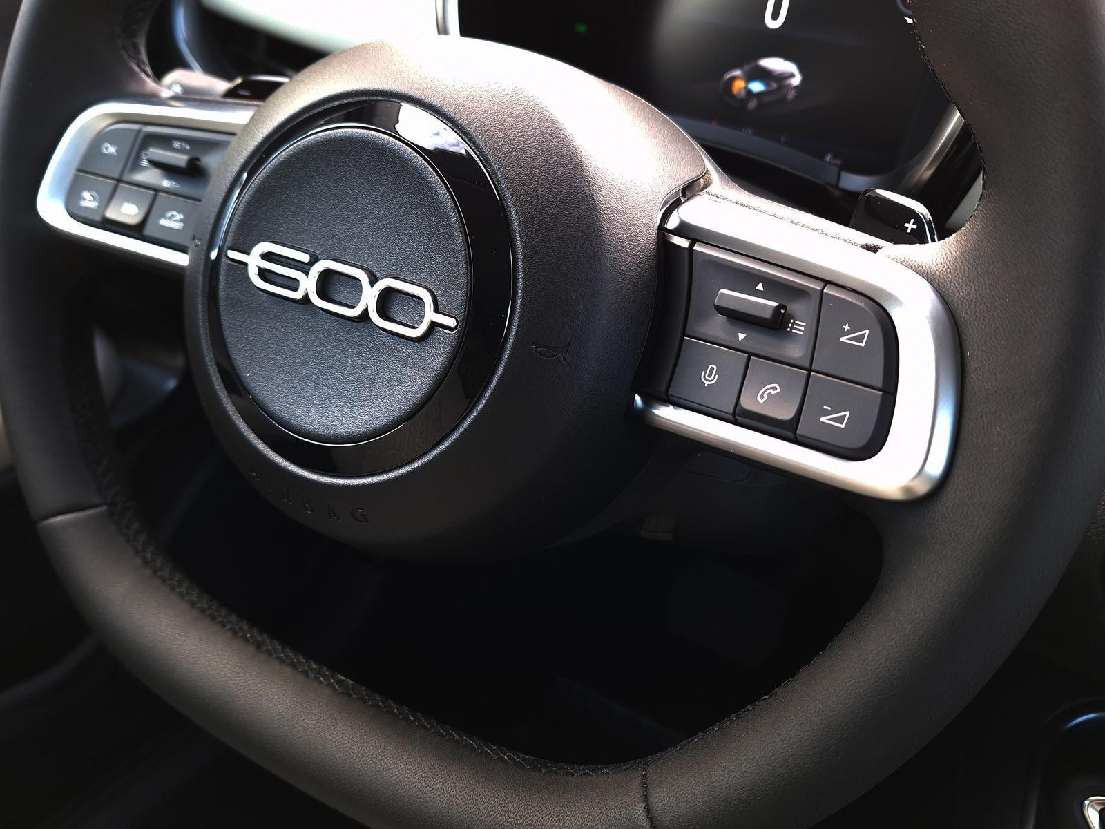 20 - Fiat 600 1.2 hybrid 110cv la prima ii edct