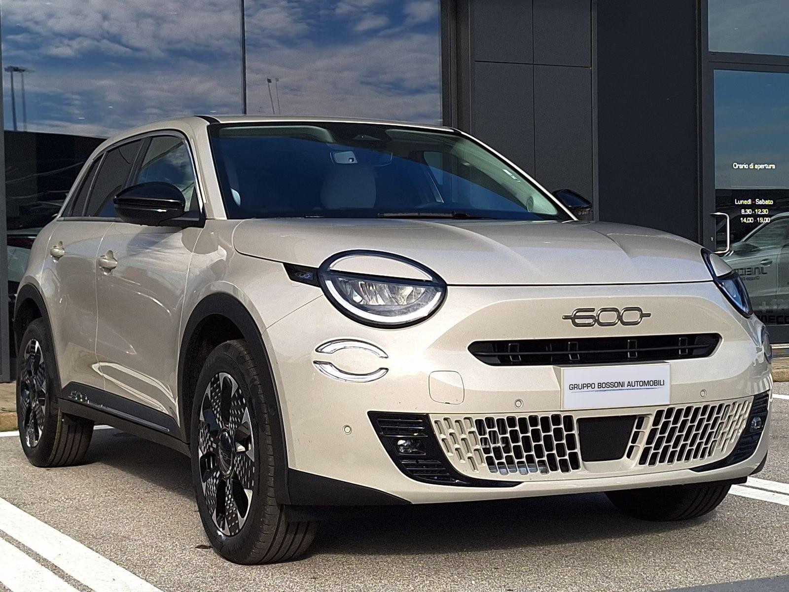 3 - Fiat 600 1.2 hybrid 110cv la prima ii edct