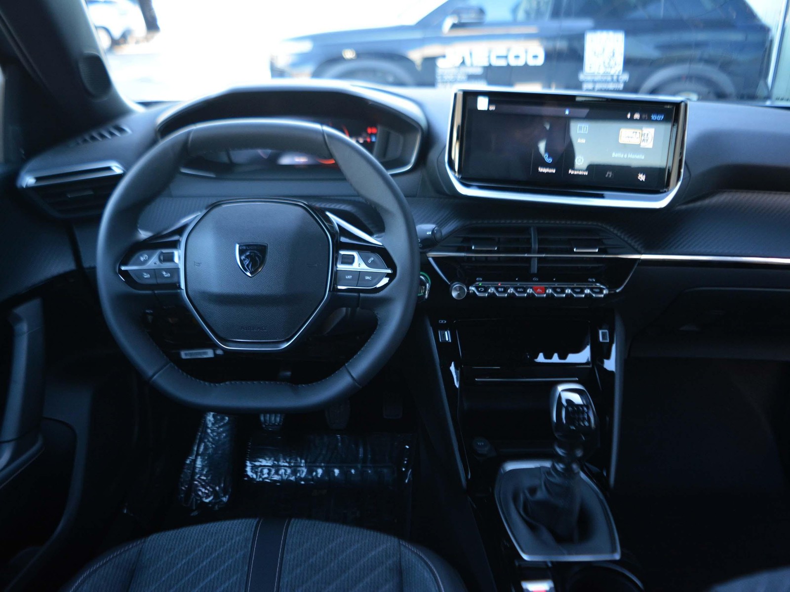 9 - Peugeot 2008 1.2 puretech 100cv allure s&s