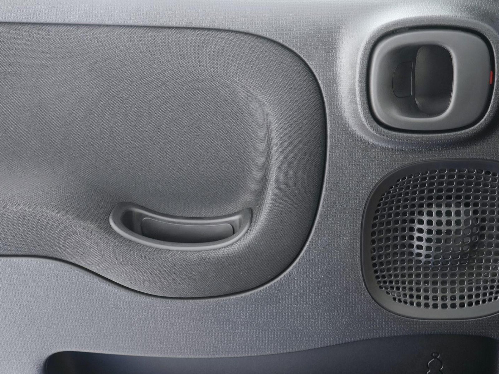 16 - Fiat Panda pandina 1.0 firefly hybrid 70cv pop s&s