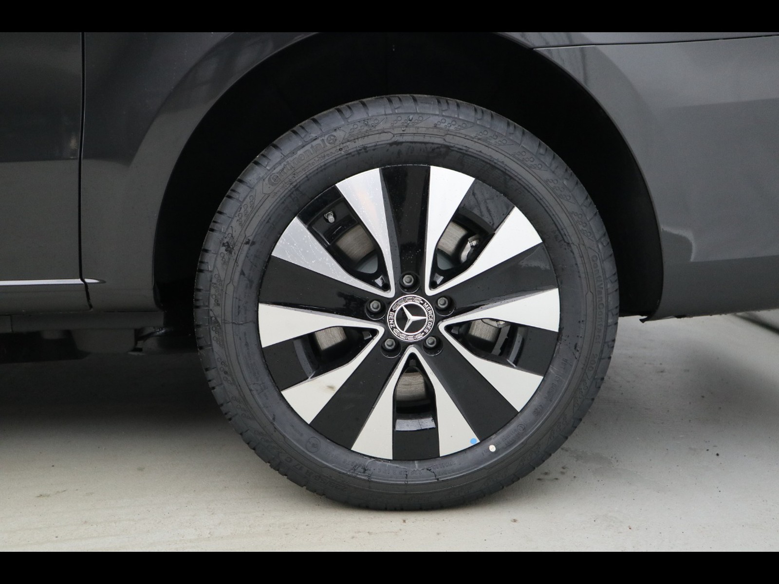 4 - Mercedes Vans Vito 114 cdi long mixto auto my20