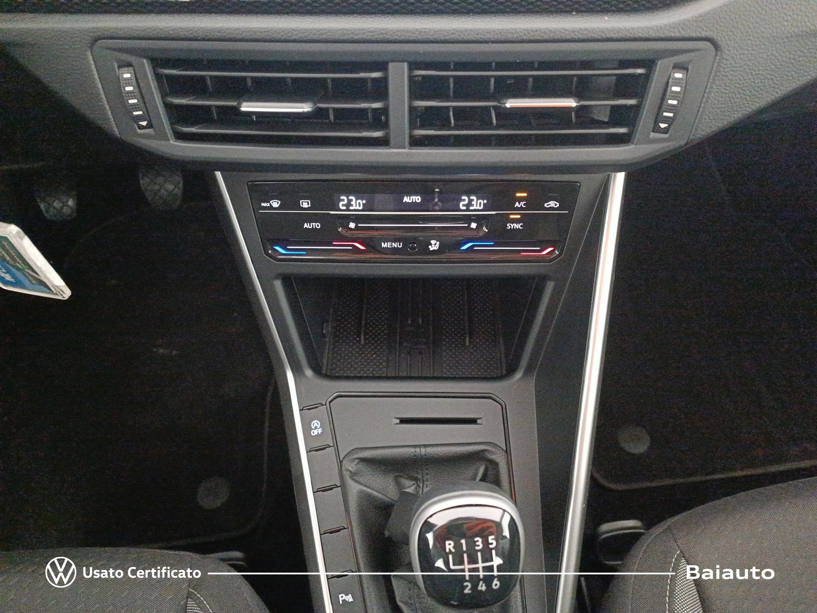 11 - Volkswagen Taigo 1.0 tsi 115cv life