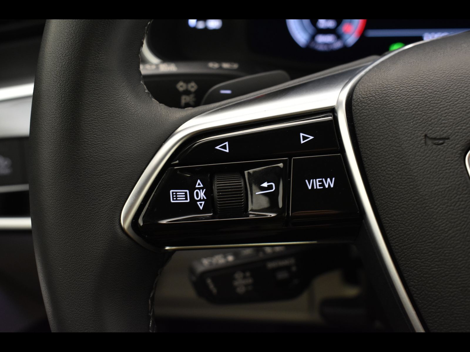 21 - Audi A6 avant 40 2.0 tdi mhev 12v business advanced quattro ultra s tronic