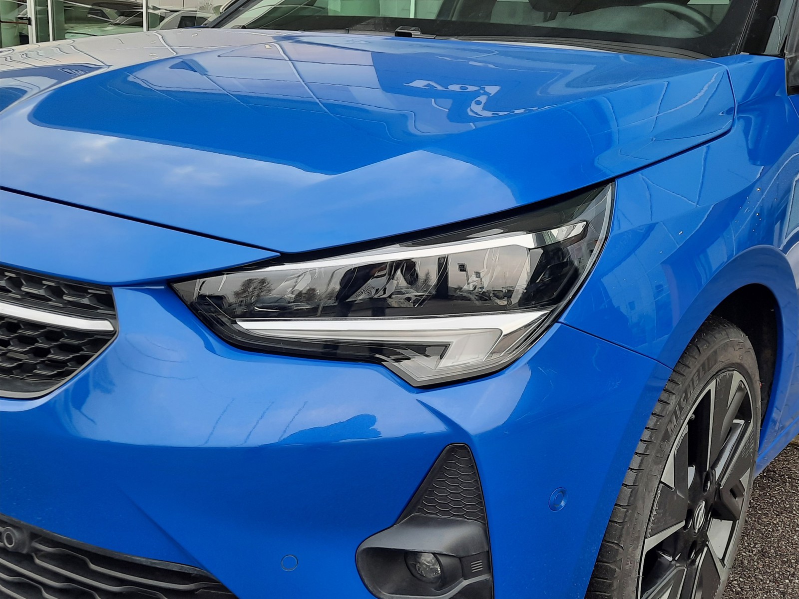 24 - Opel Corsa e- 5 porte gs line