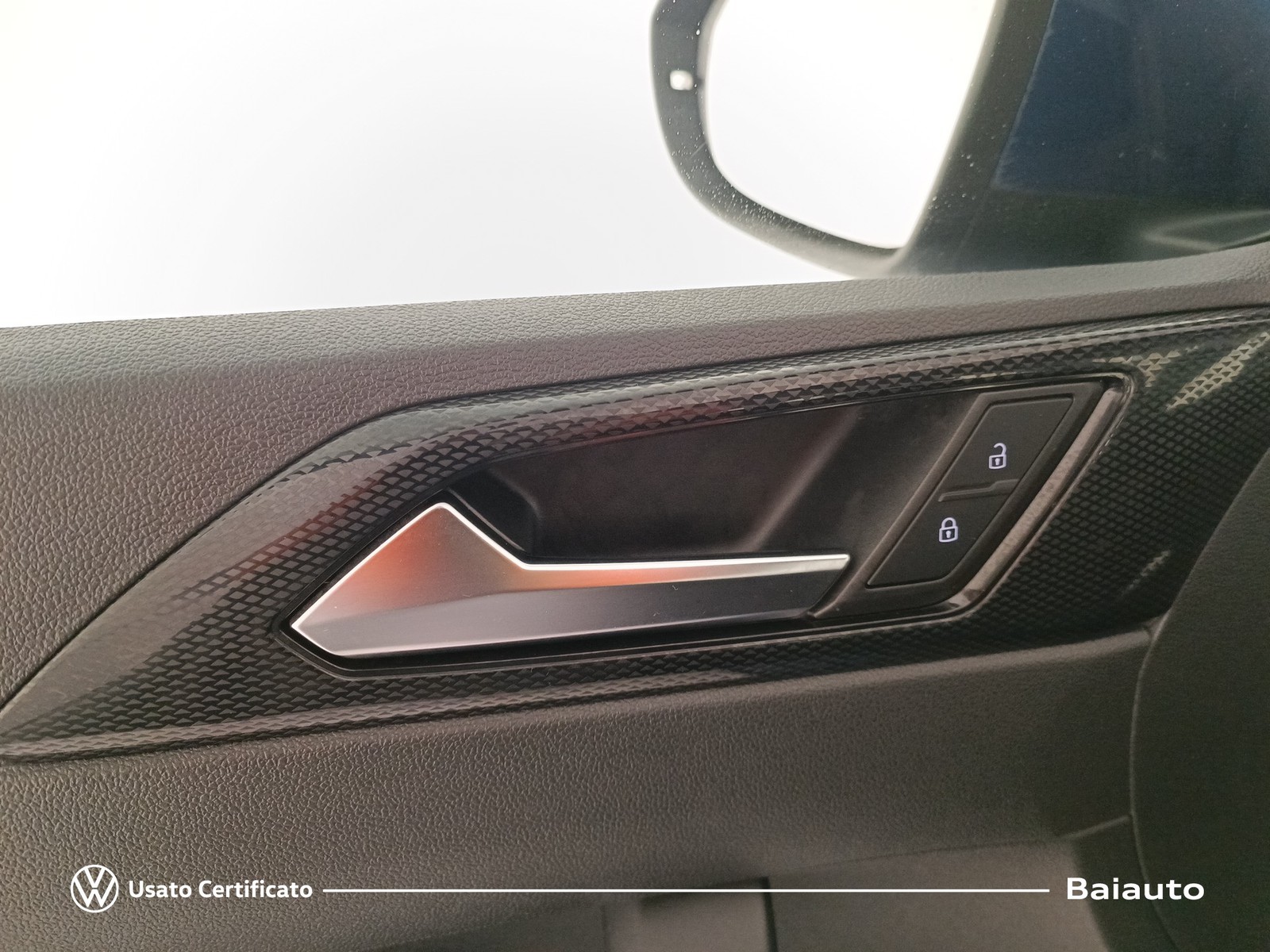 18 - Volkswagen Taigo 1.0 tsi 115cv life