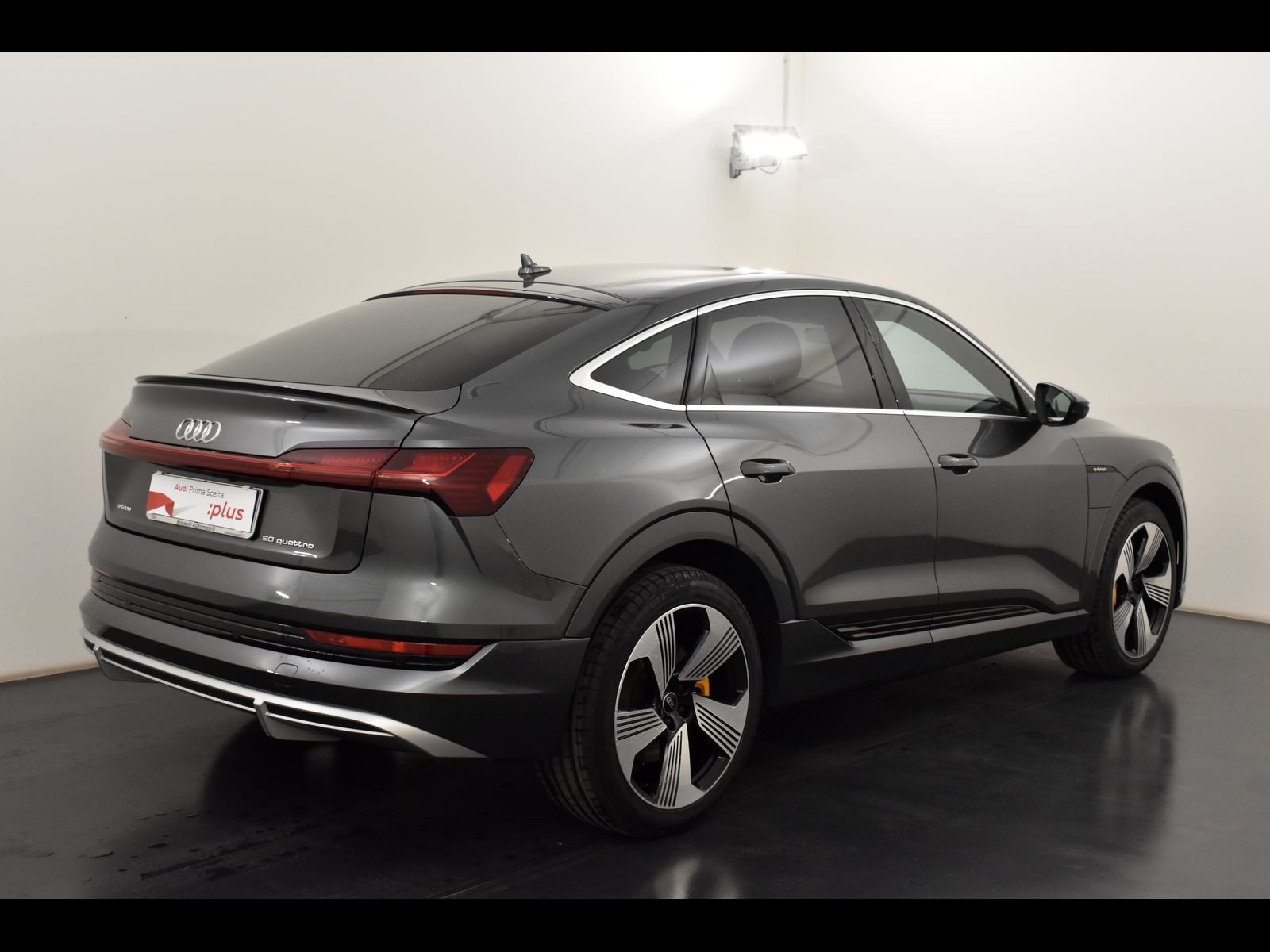 2 - Audi e-tron sportback 50 s line edition quattro cvt