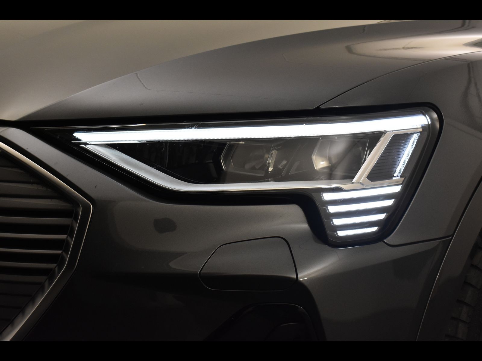 5 - Audi e-tron sportback 50 s line edition quattro cvt