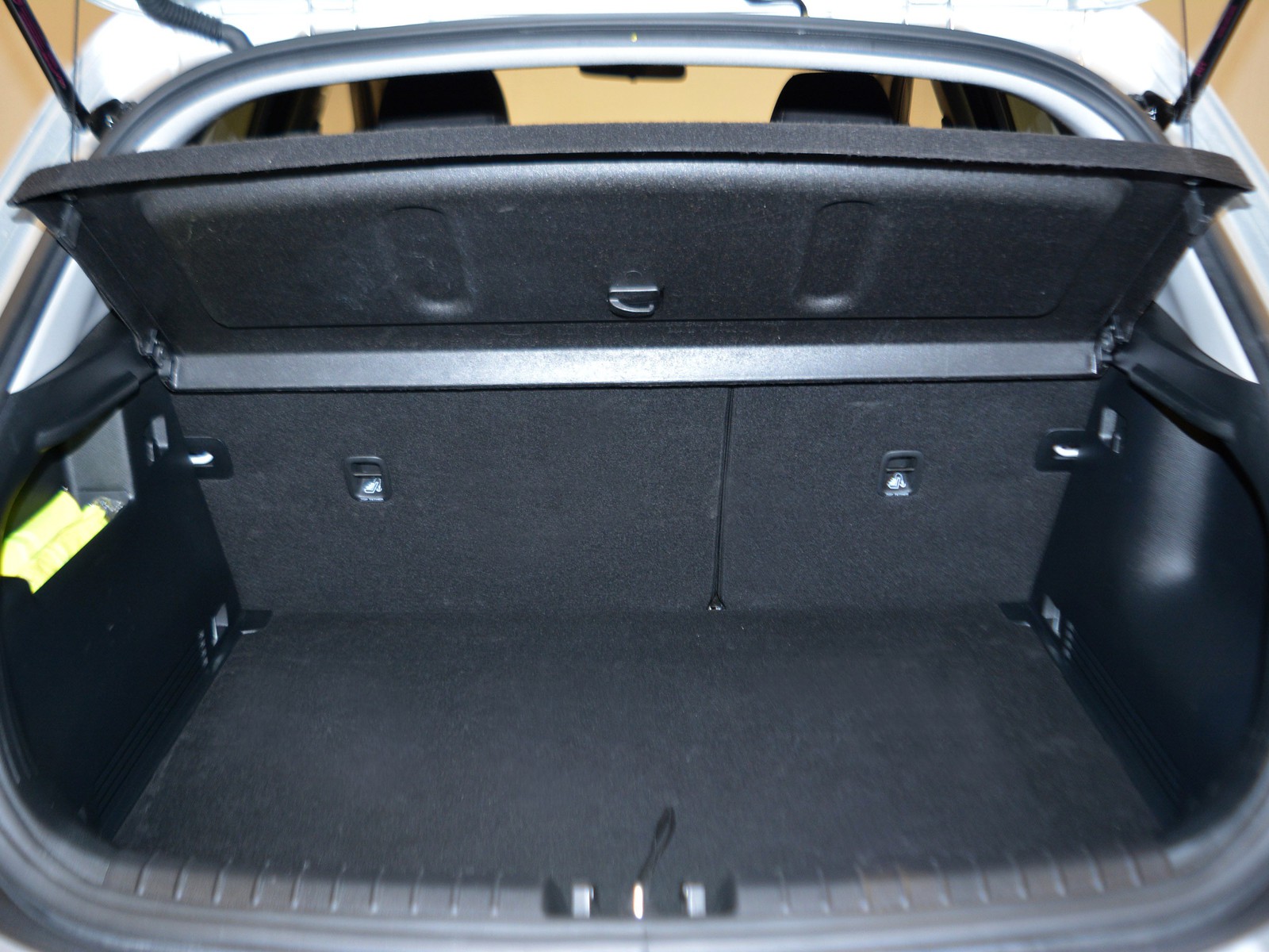 14 - Kia Stonic 1.2 mpi 79cv style