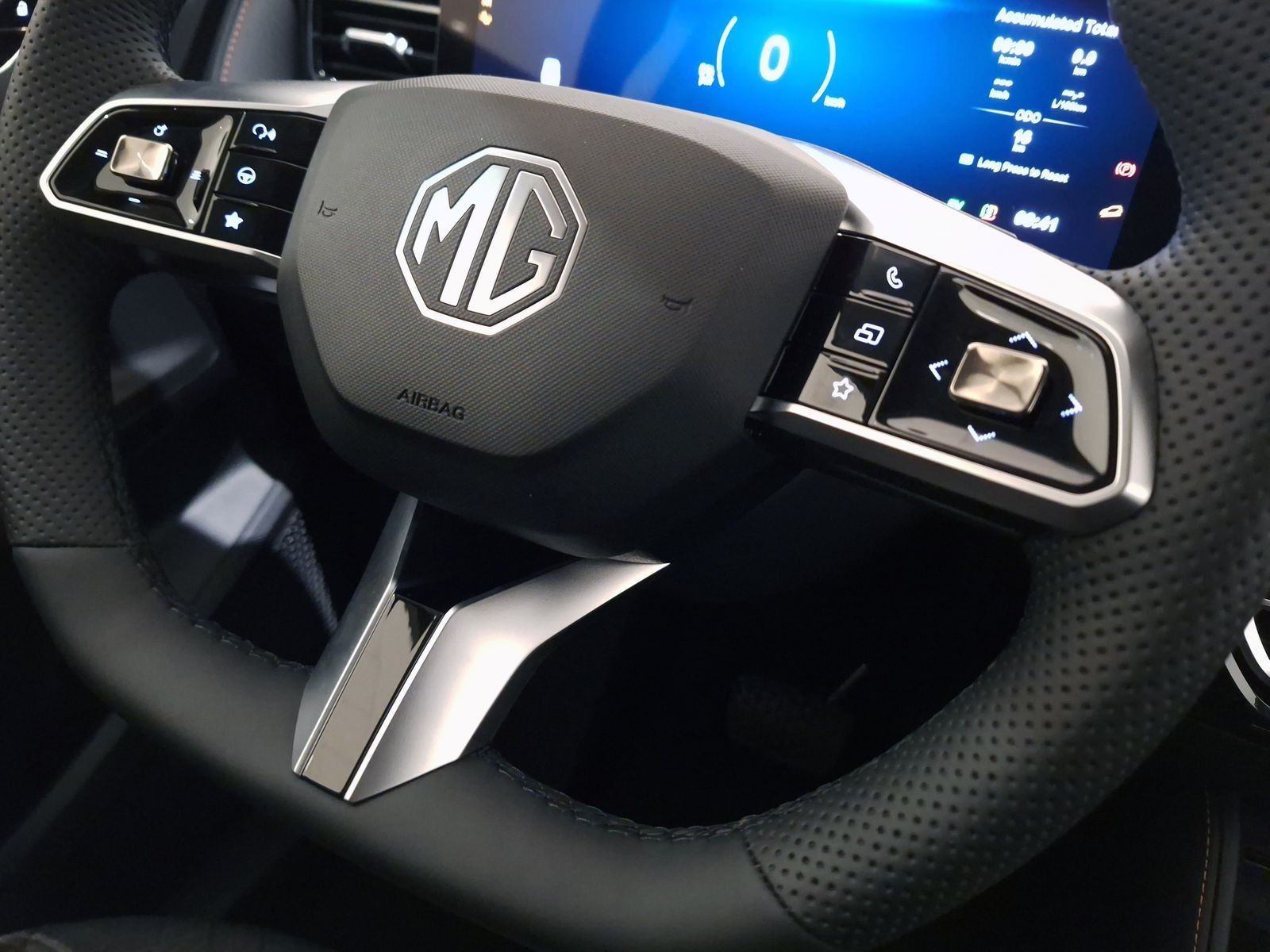 20 - Mg HS 1.5 hybrid+ comfort auto