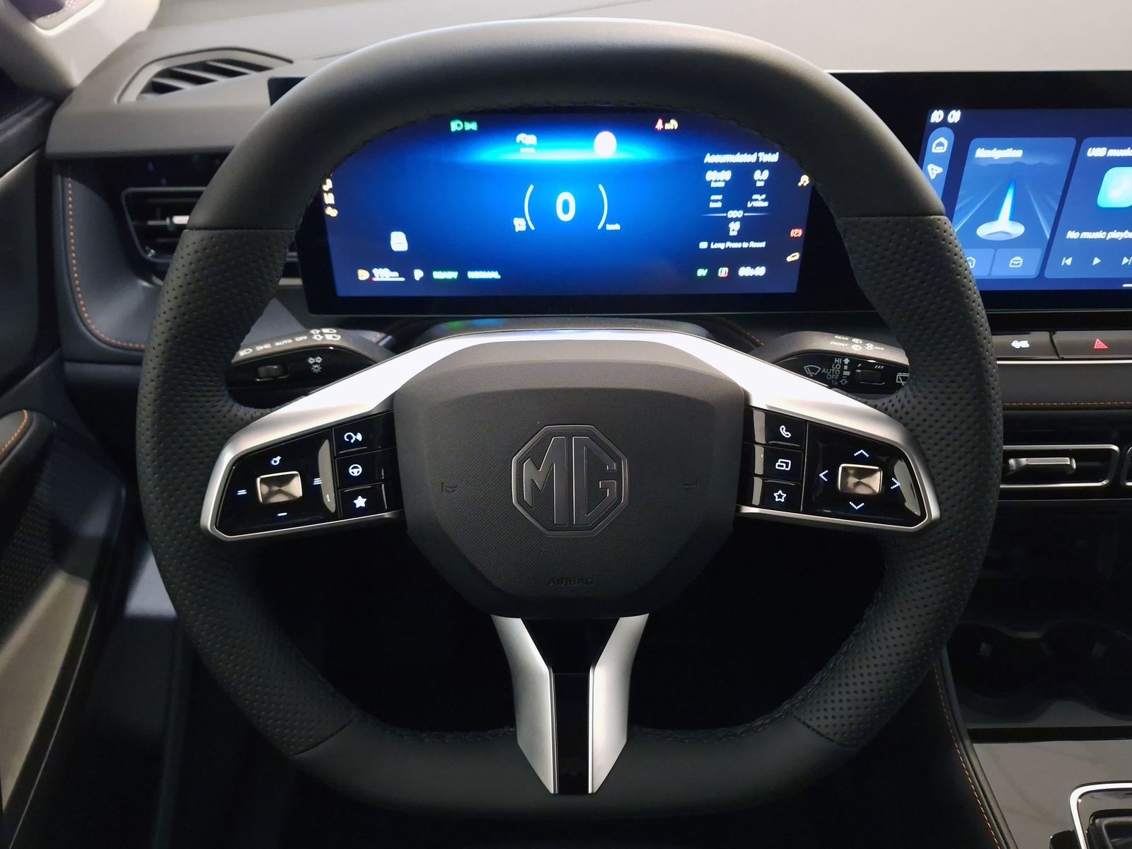 9 - Mg HS 1.5 hybrid+ comfort auto