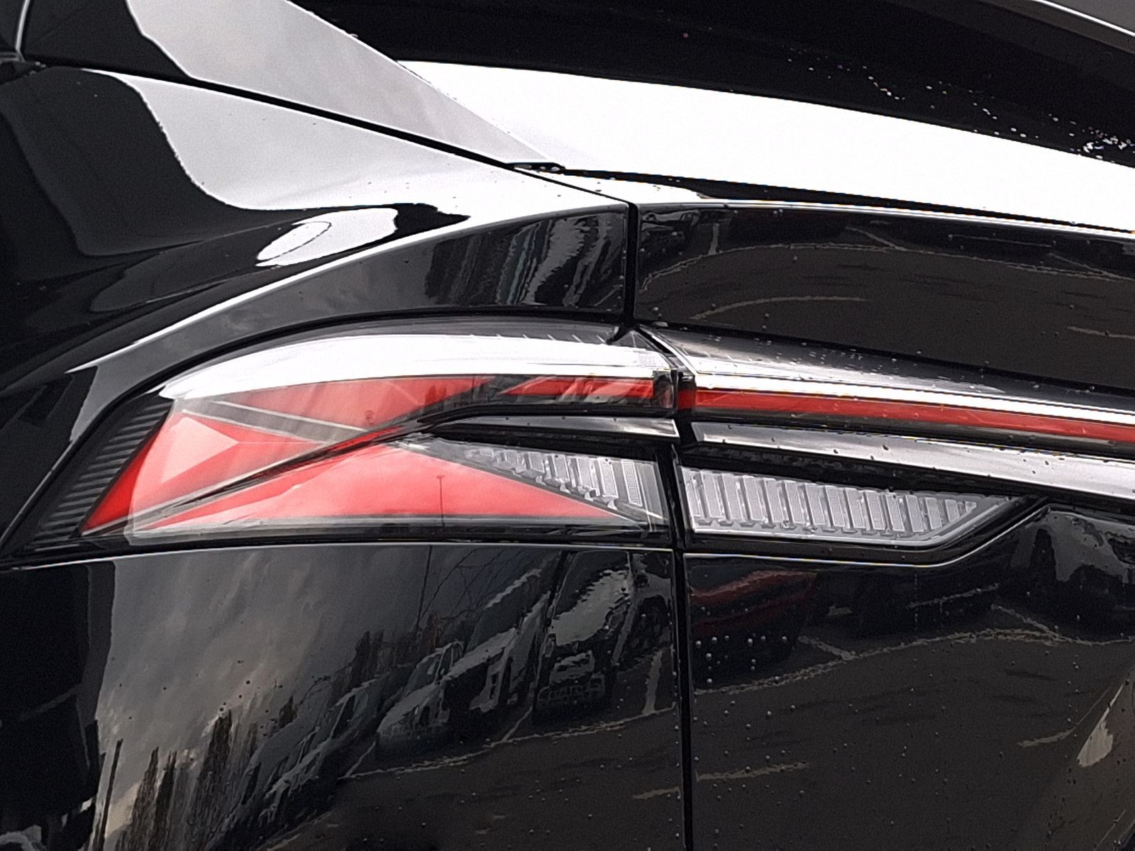 15 - Mg HS 1.5 phev luxury auto