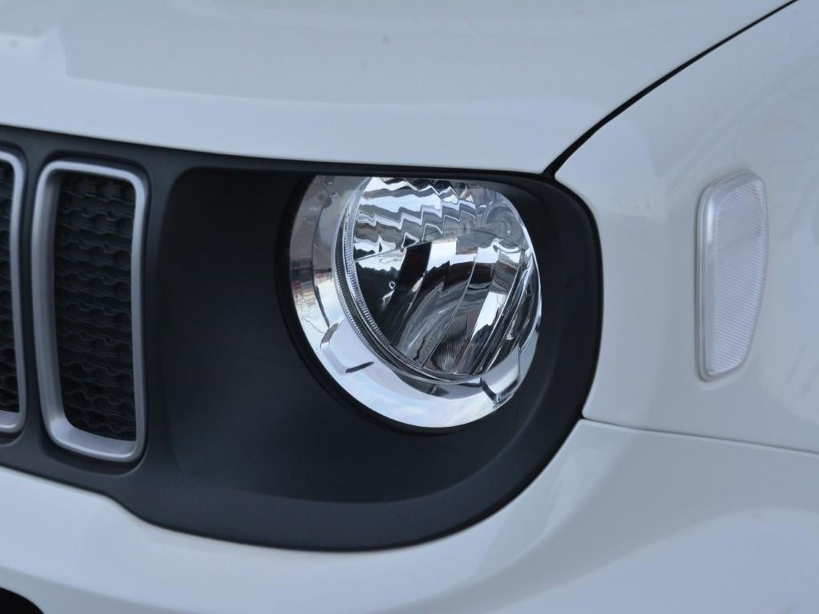 21 - Jeep Renegade 1.5 turbo t4 mhev 130cv limited 2wd