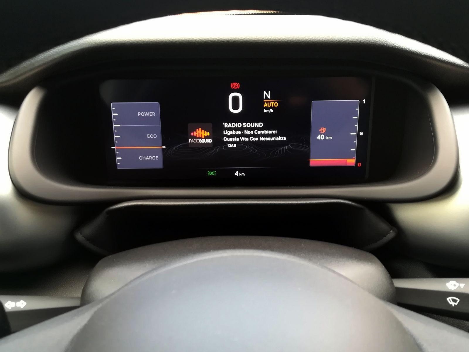 10 - Jeep Avenger 1.2 turbo e-hybrid mhev 145cv overland 4xe