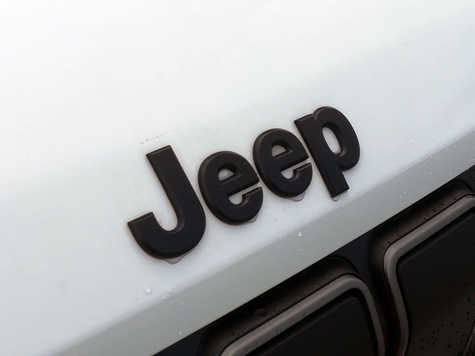 24 - Jeep Avenger 1.2 turbo e-hybrid mhev 145cv overland 4xe