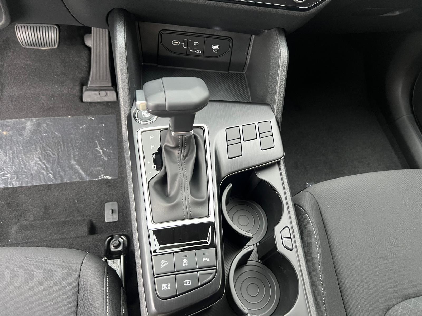 14 - Kia Sportage 1.6 crdi mhev business dct7