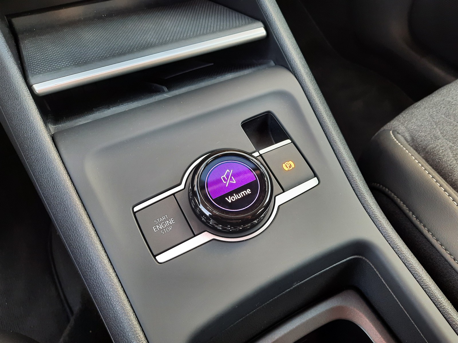 18 - Volkswagen Tiguan 1.5 tsi ehybrid 204cv edition plus dsg