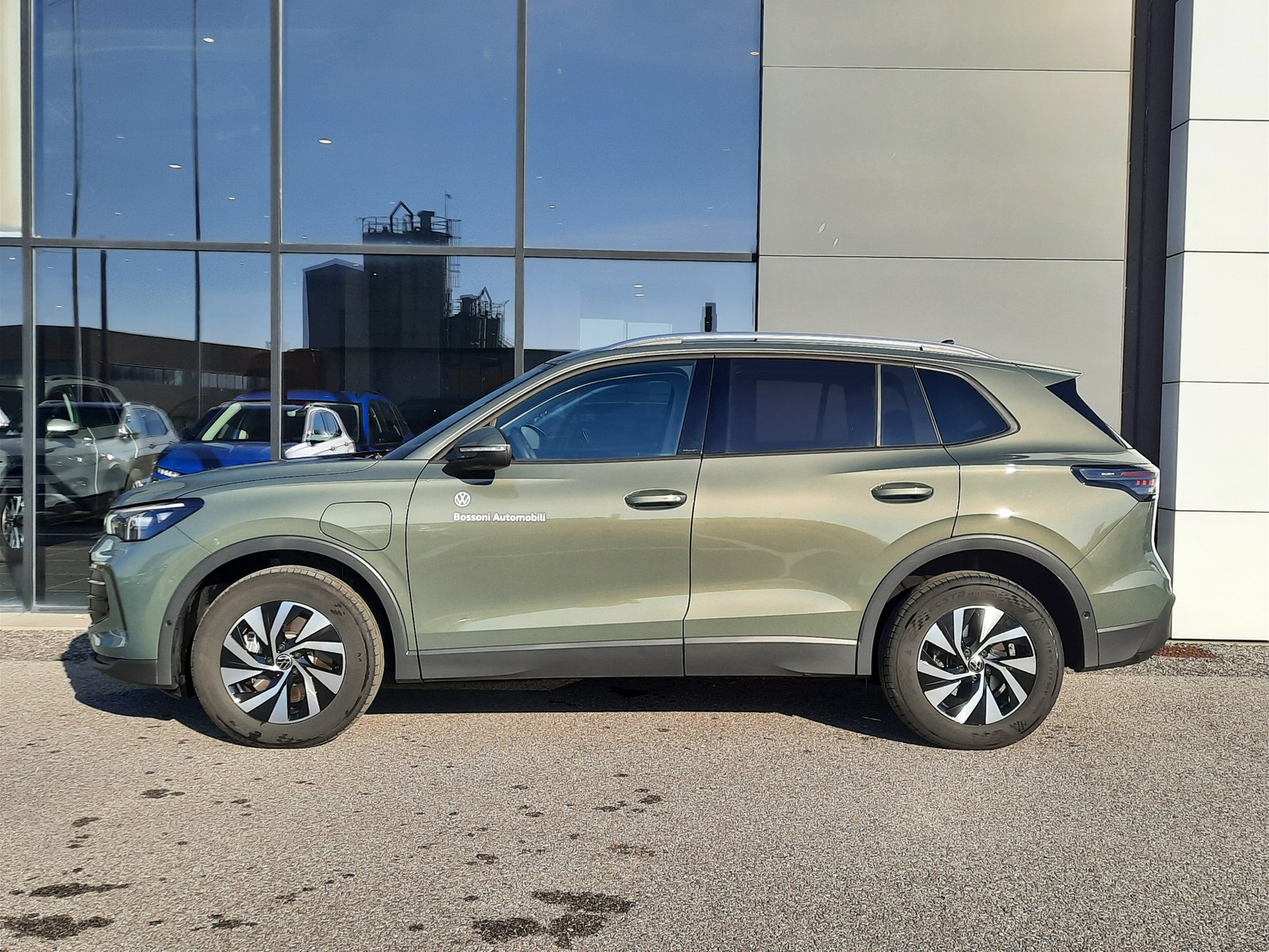 3 - Volkswagen Tiguan 1.5 tsi ehybrid 204cv edition plus dsg