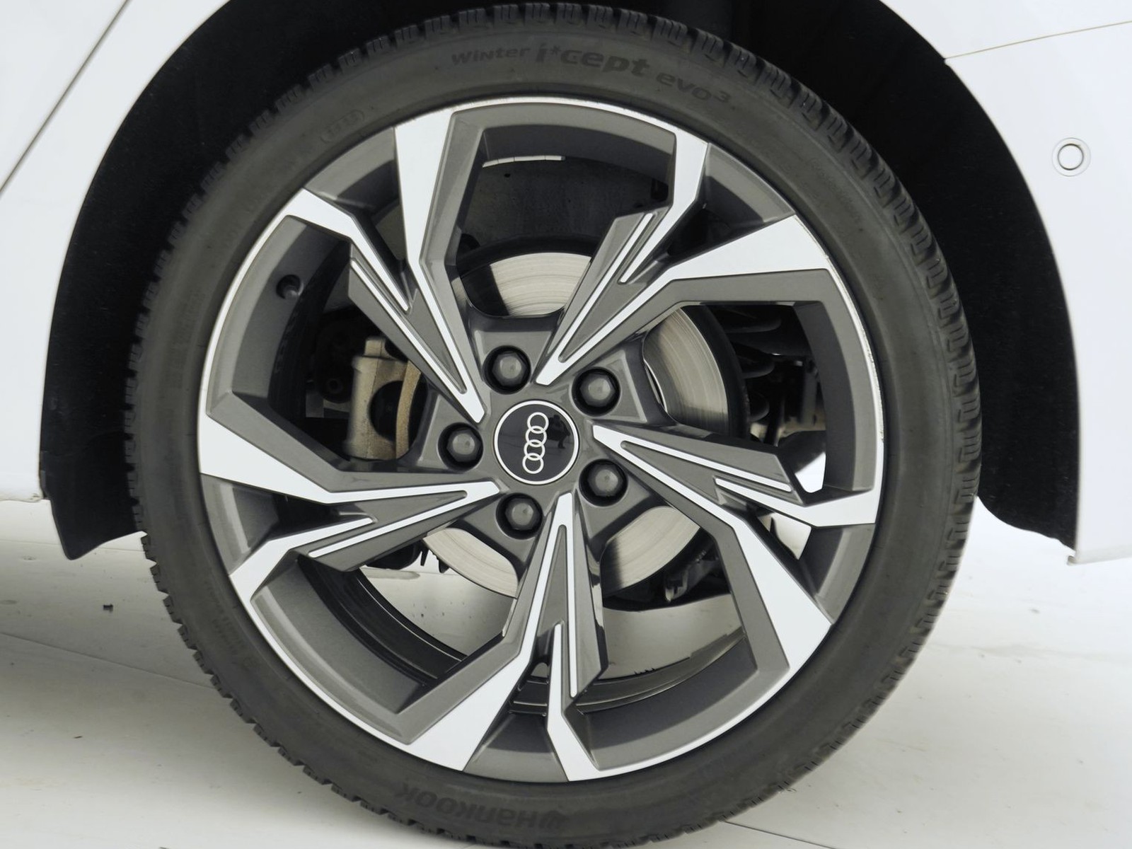 12 - Audi A3 sportback 35 1.5 tfsi mhev business advanced s tronic