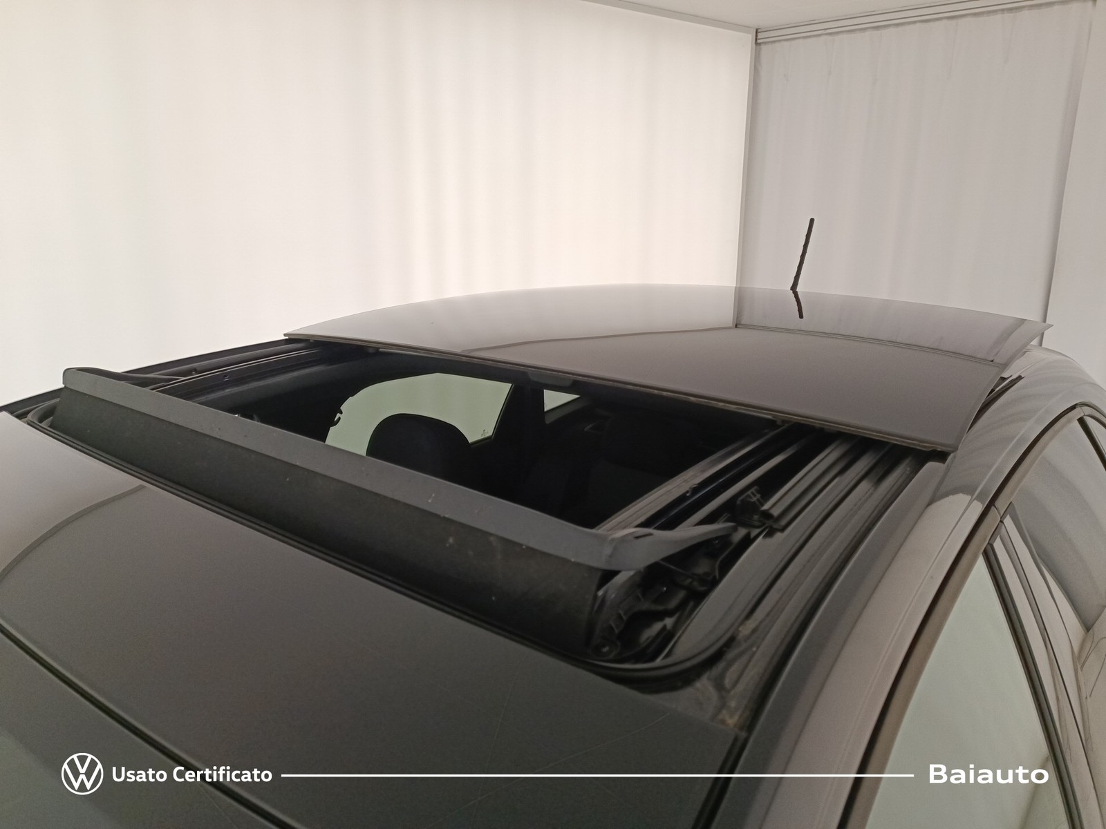 14 - Volkswagen Taigo 1.0 tsi 115cv r-line