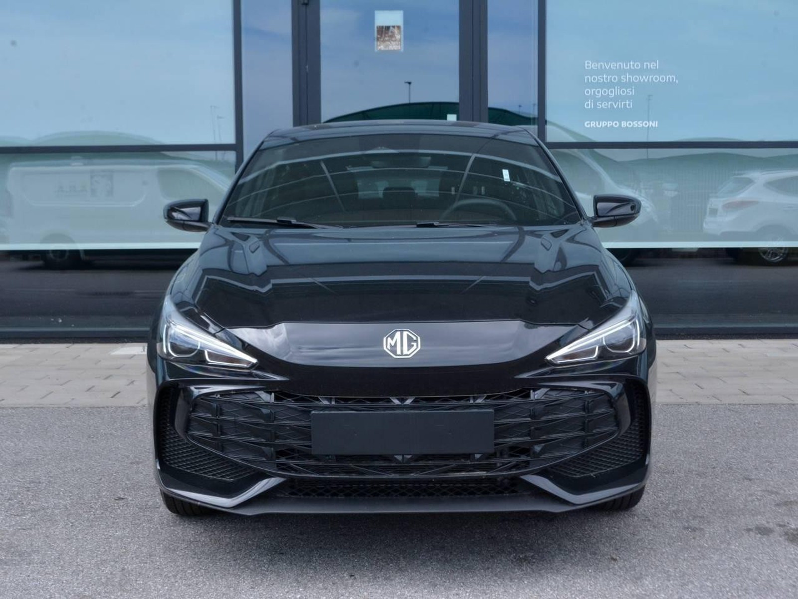 2 - Mg MG3 1.5 comfort