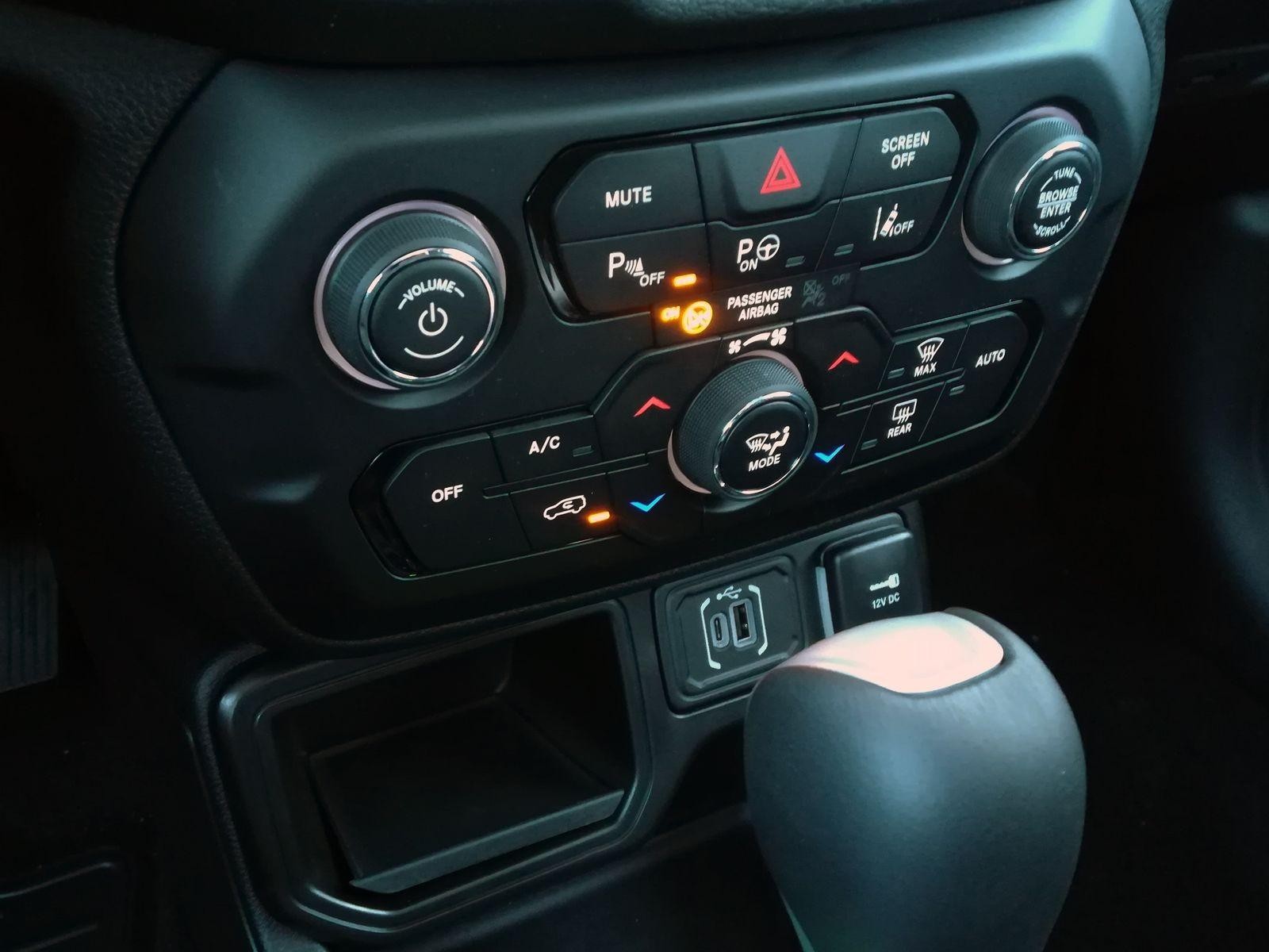 18 - Jeep Renegade 1.5 turbo t4 mhev north star 2wd dct