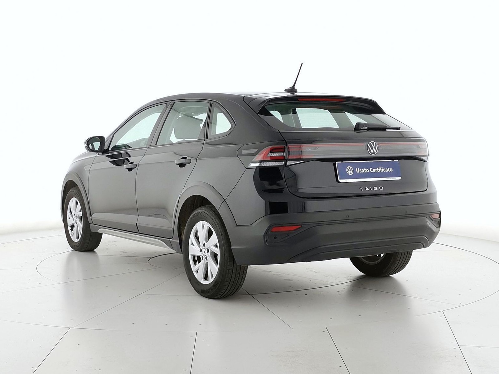 4 - Volkswagen Taigo 1.0 tsi 115cv life