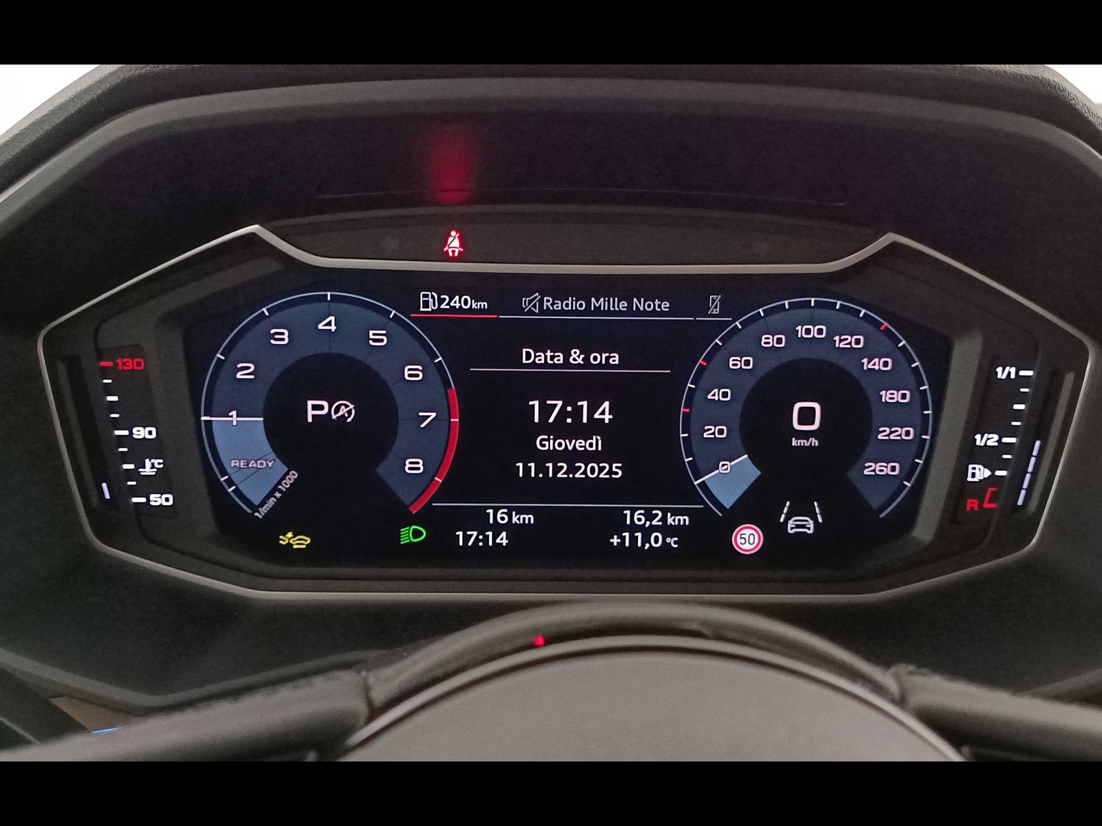 18 - Audi A1 allstreet 30 1.0 tfsi 116cv identity contrast s tronic