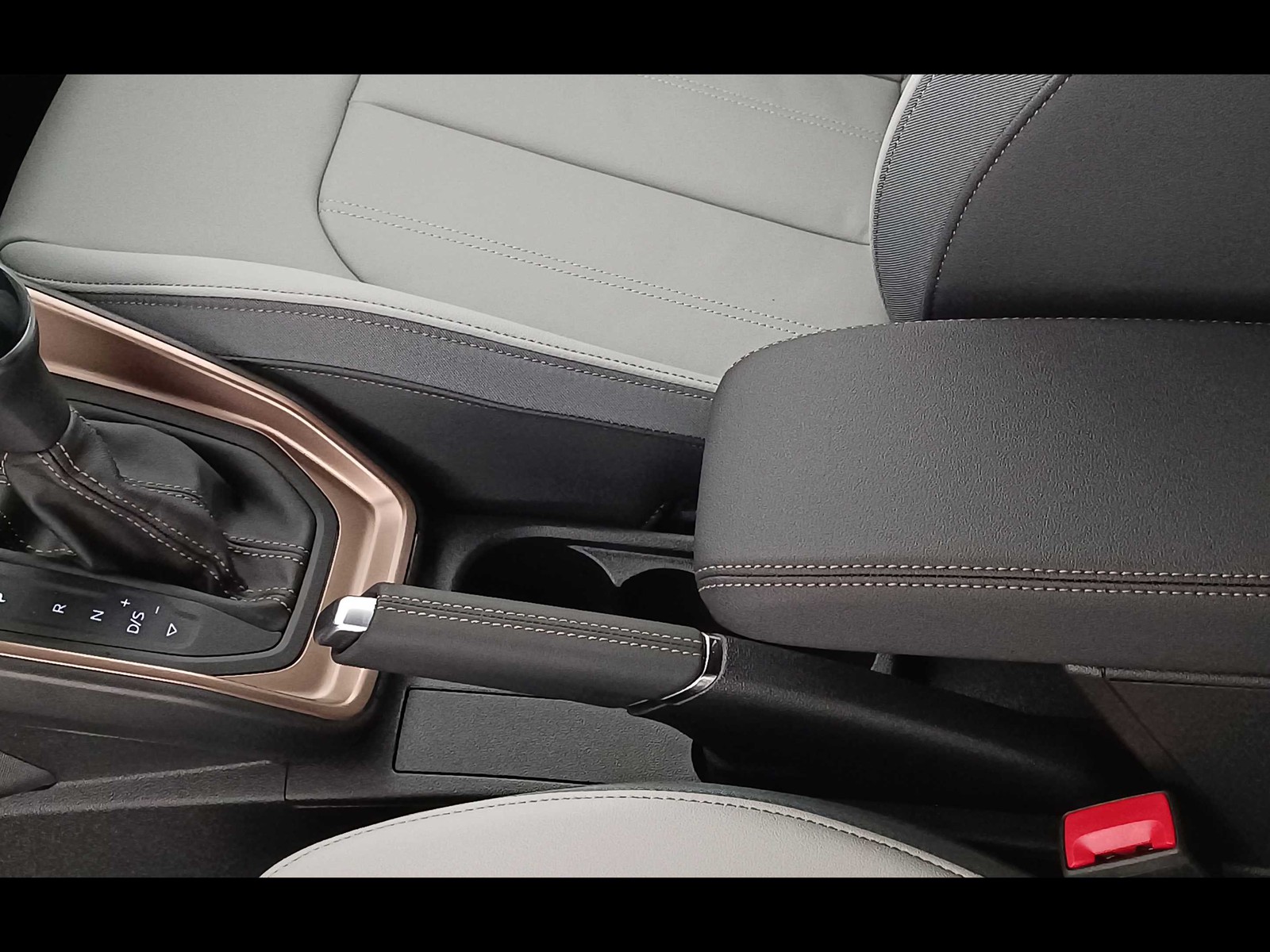 28 - Audi A1 allstreet 30 1.0 tfsi 116cv identity contrast s tronic