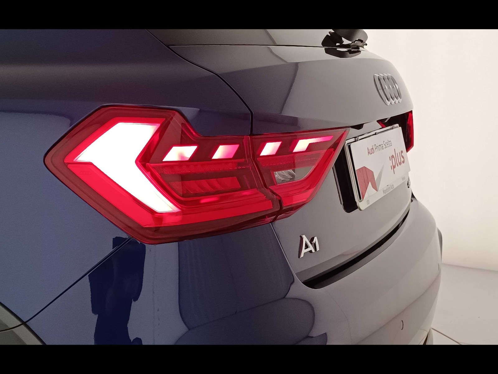 42 - Audi A1 allstreet 30 1.0 tfsi 116cv identity contrast s tronic