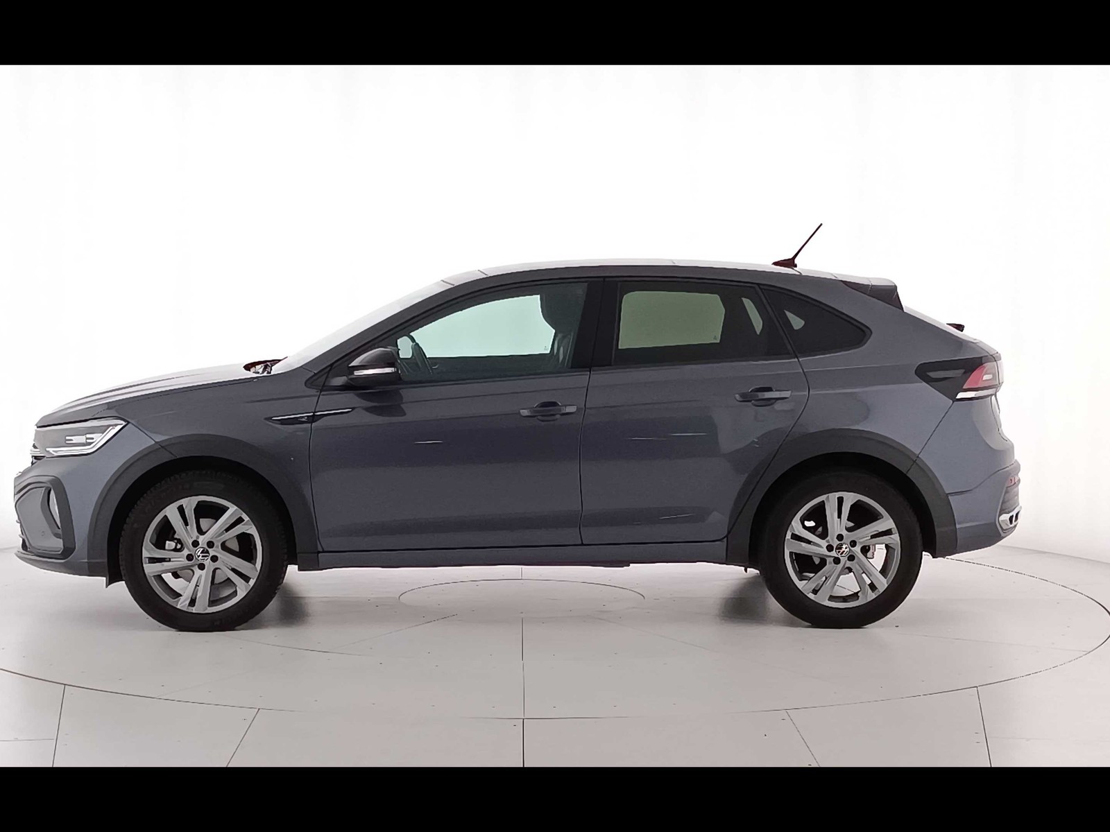 3 - Volkswagen Taigo 1.5 tsi 150cv r-line dsg