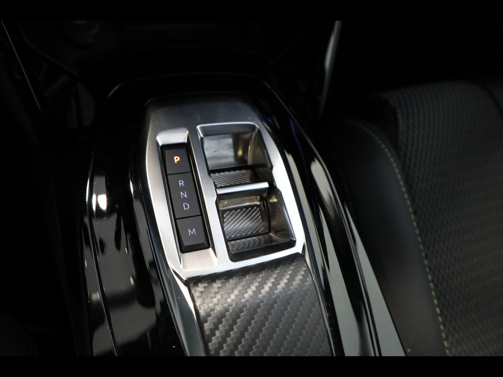 15 - Peugeot 2008 1.2 puretech 130cv gt eat8 s&s