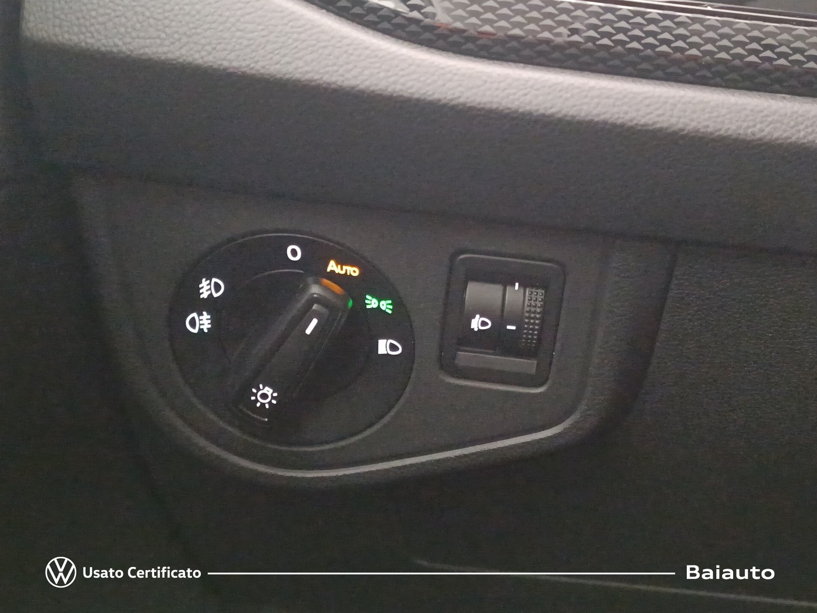 16 - Volkswagen Taigo 1.0 tsi 115cv life