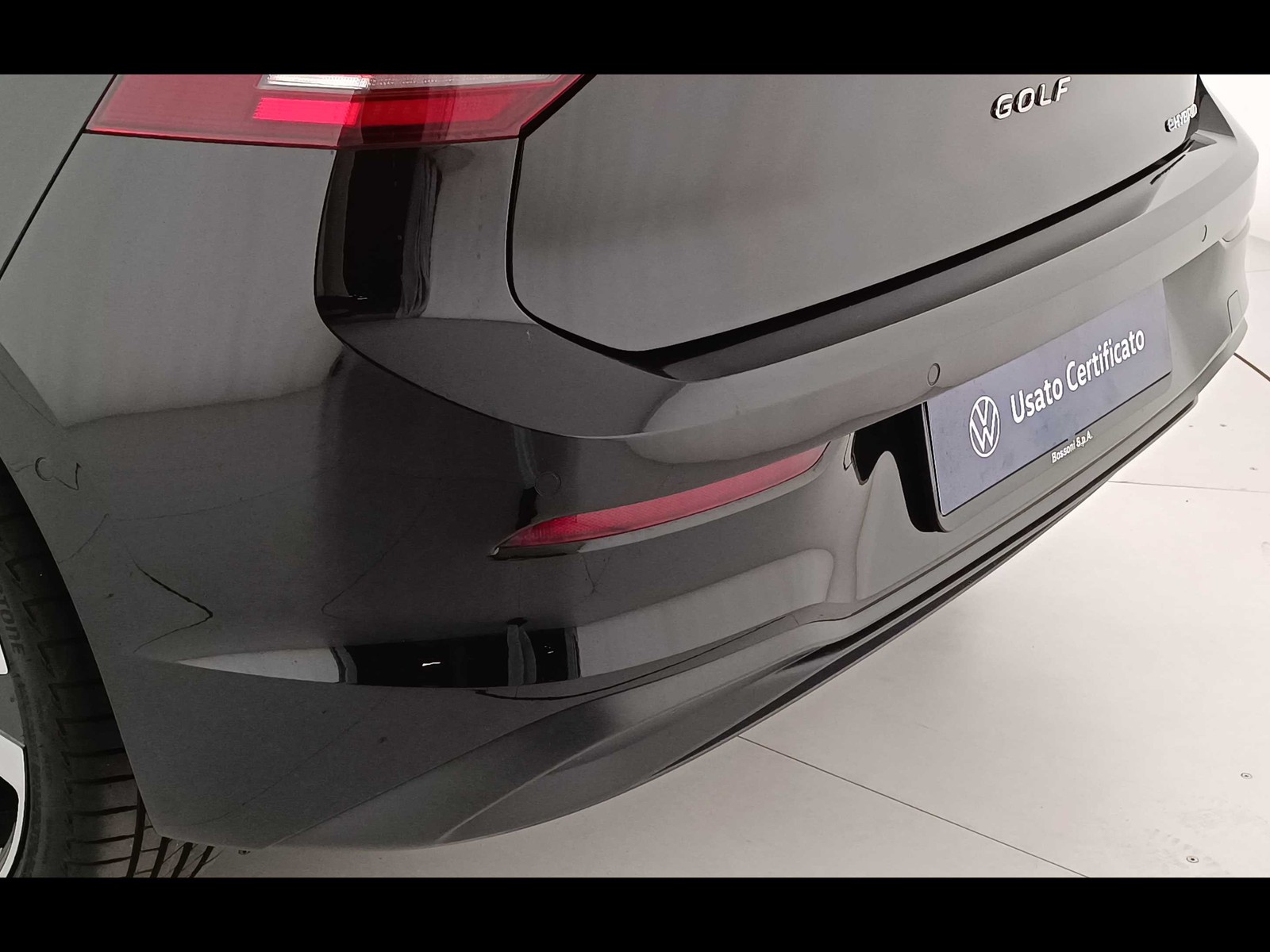 35 - Volkswagen Golf 1.5 tsi ehybrid 204cv edition plus dsg