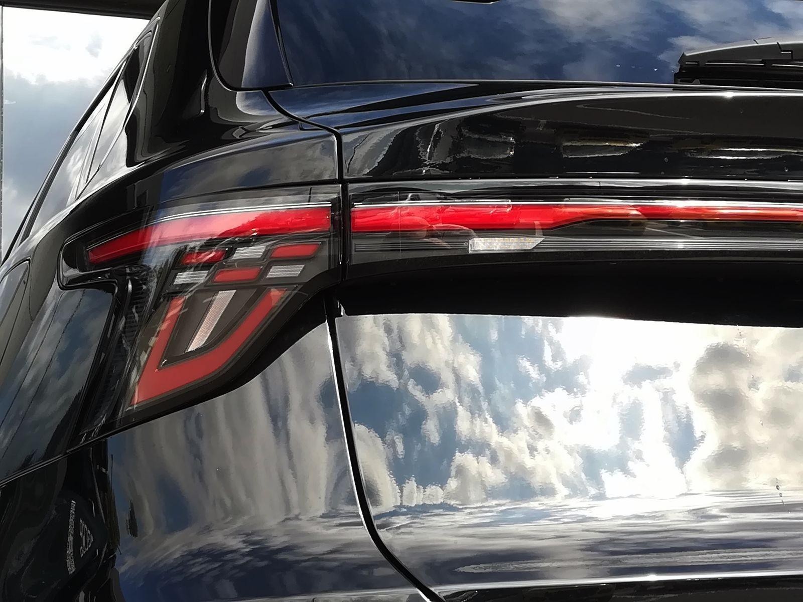 15 - Mg MGS5 EV ev luxury 64