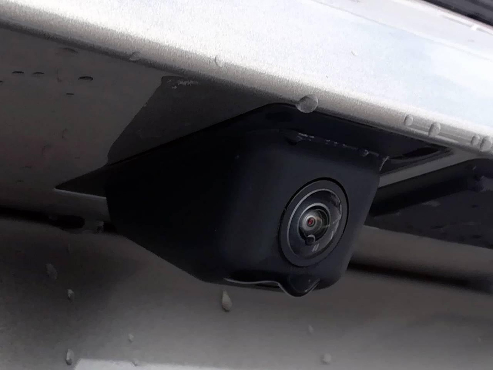 22 - Mg HS 1.5 phev luxury auto