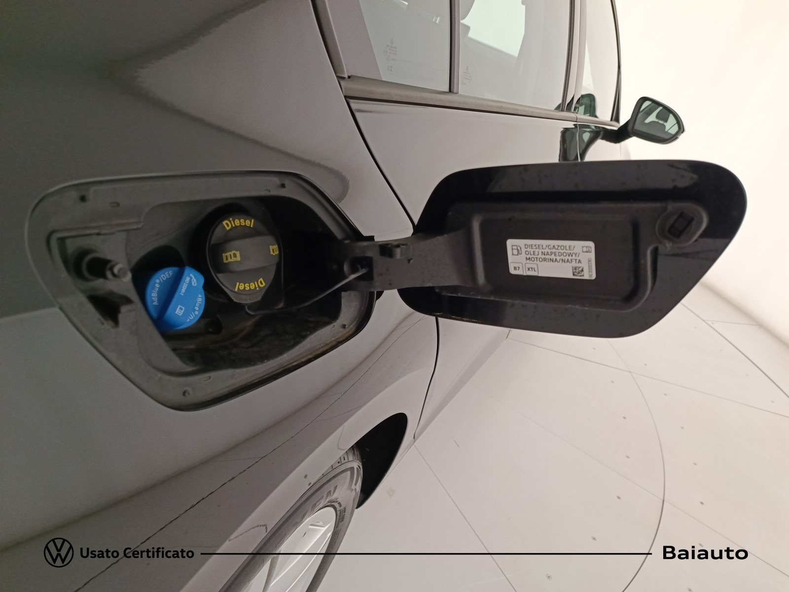 33 - Volkswagen Golf 2.0 tdi scr 115cv life