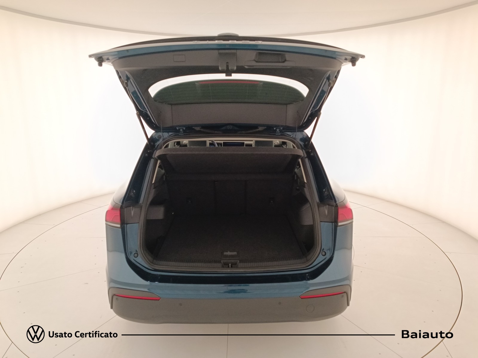 33 - Volkswagen Tiguan 2.0 tdi scr 150cv life dsg