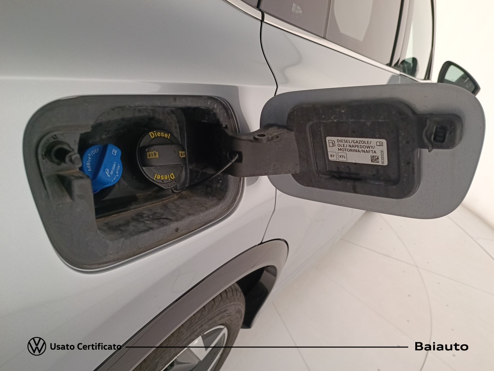 35 - Volkswagen Tiguan 2.0 tdi scr 150cv r-line dsg