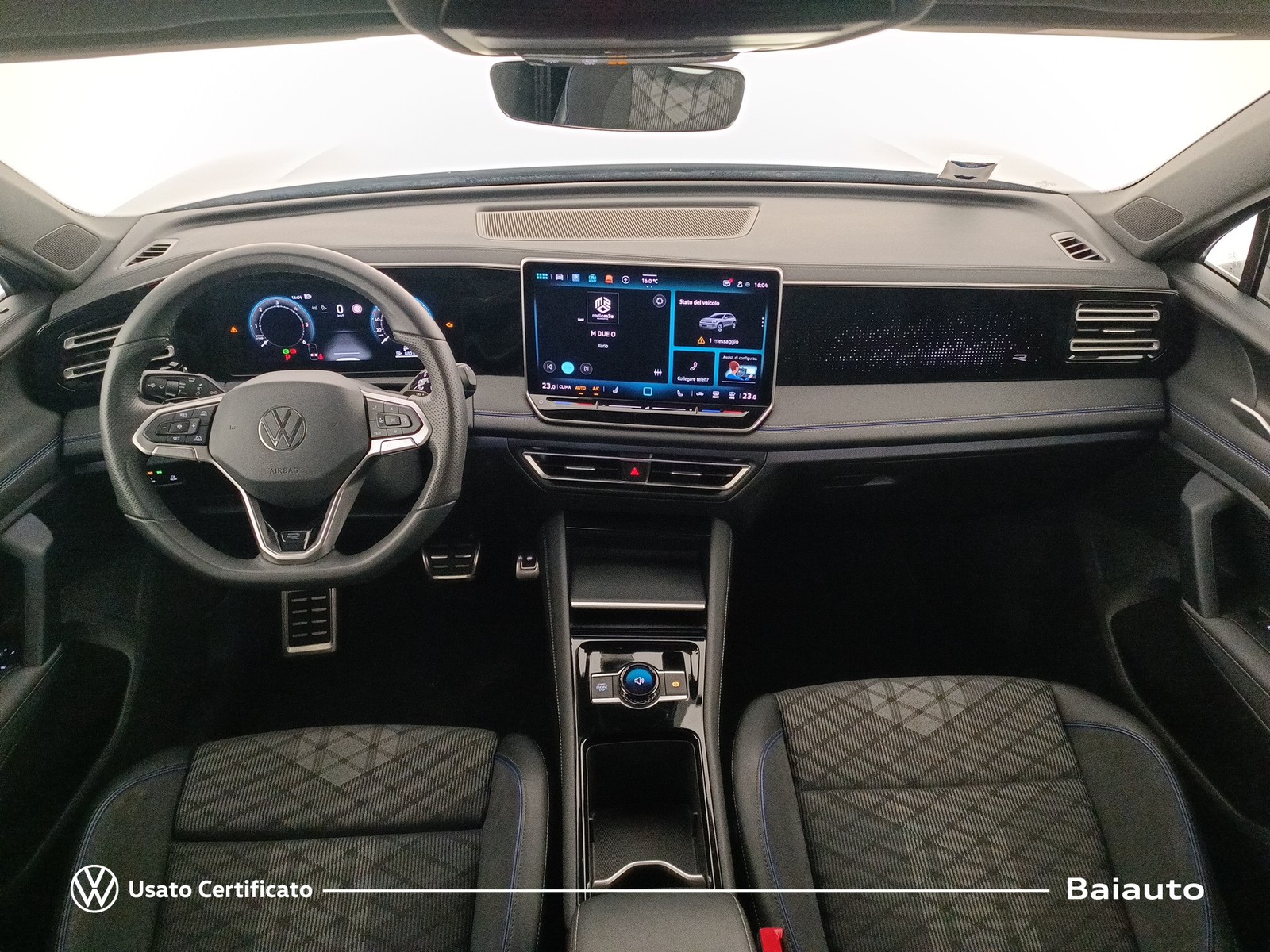 6 - Volkswagen Tiguan 2.0 tdi scr 150cv r-line dsg