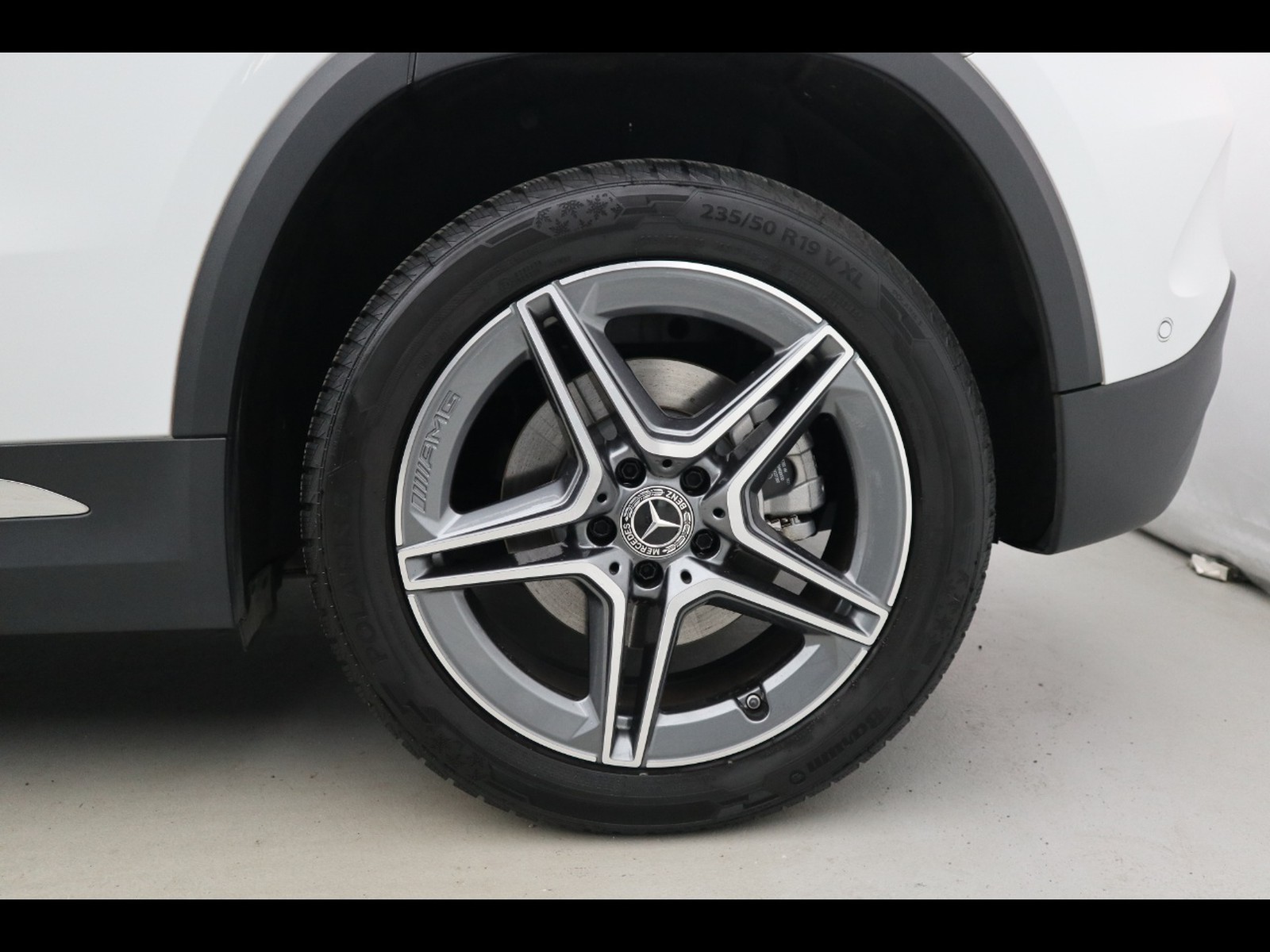 4 - Mercedes GLA 250 e plug in hybrid (e eq-power) premium 8g-dct