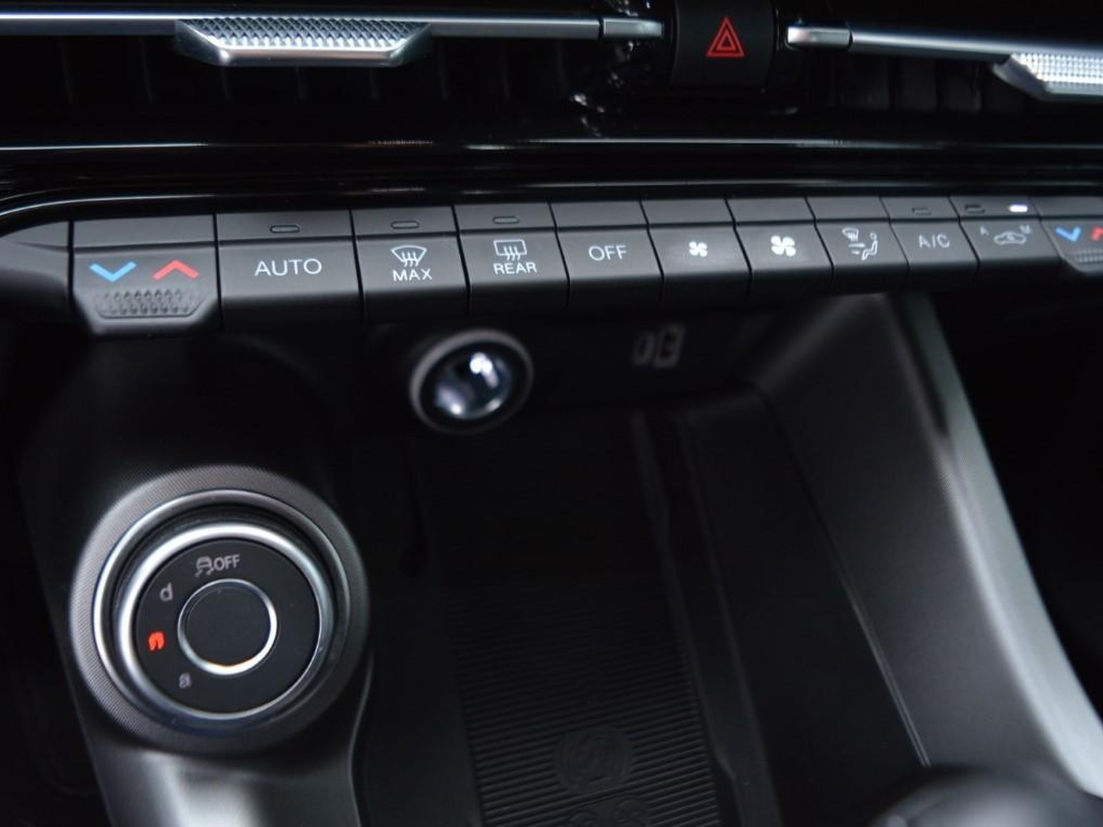 11 - Alfa Romeo Tonale 1.6 130cv ti tct6