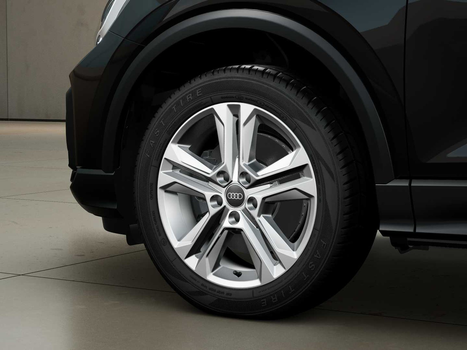 5 - Audi Q2 35 2.0 tdi business s tronic