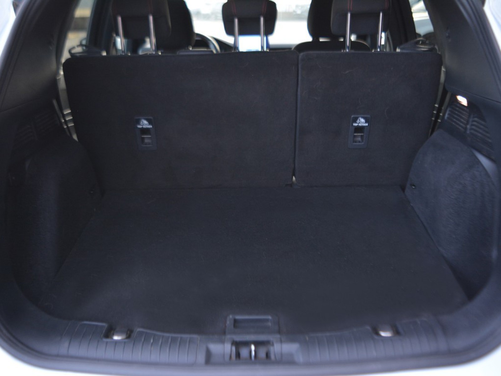 14 - Ford Kuga 1.5 ecoblue 120cv st-line 2wd auto