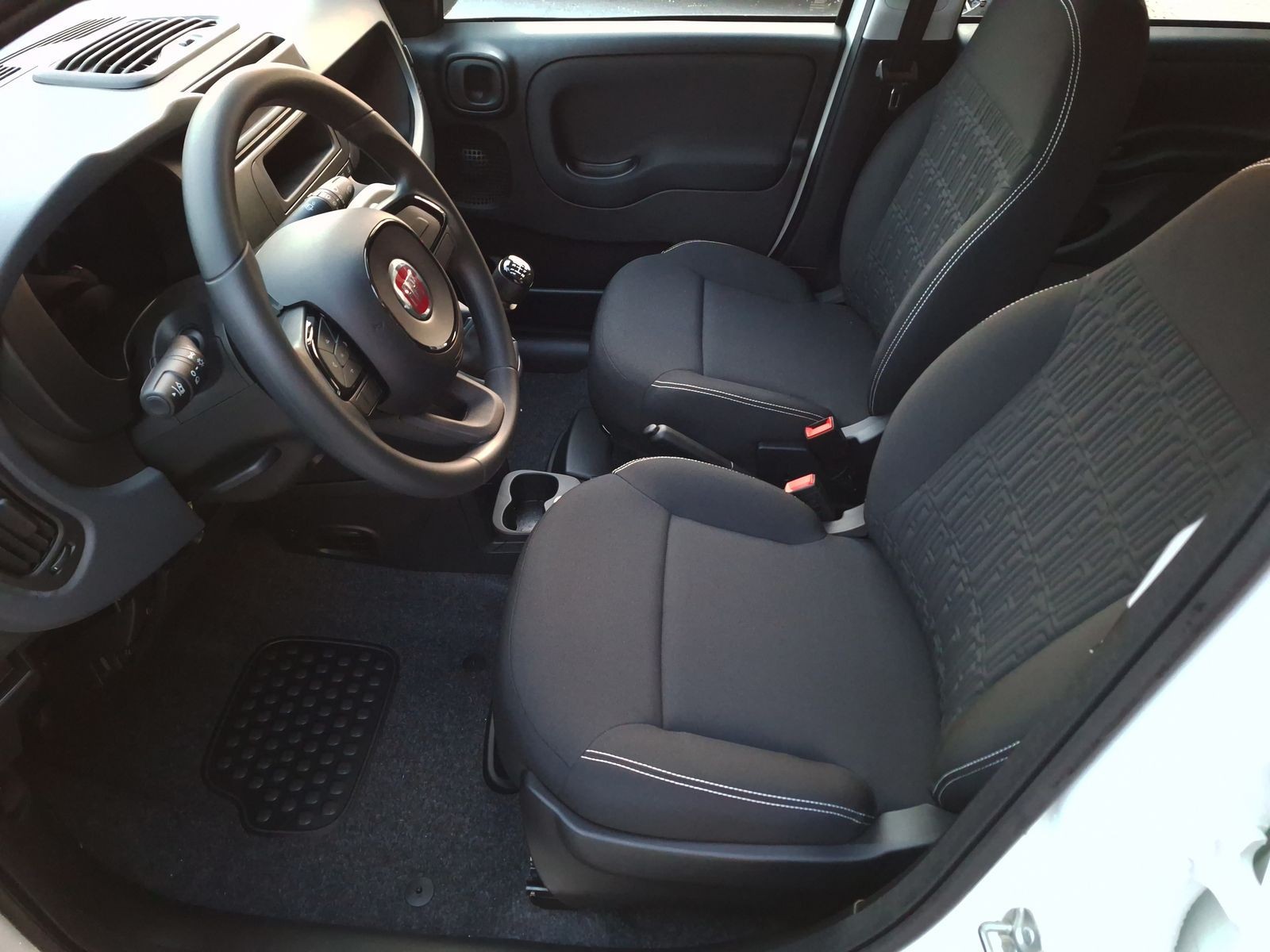 11 - Fiat Pandina 1.0 firefly hybrid 65cv pop s&s